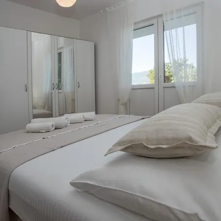 Situs Katarina Apartment Trogir Exterior photo